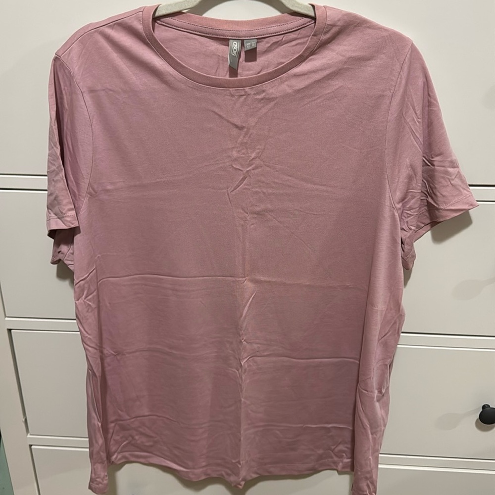 Women's Solid Pink T Shirt Crew Neck